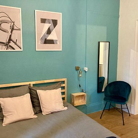 エヴルーT1 Le Pastel Parking Netflix Wifi Gareアパートメント エクステリア 写真